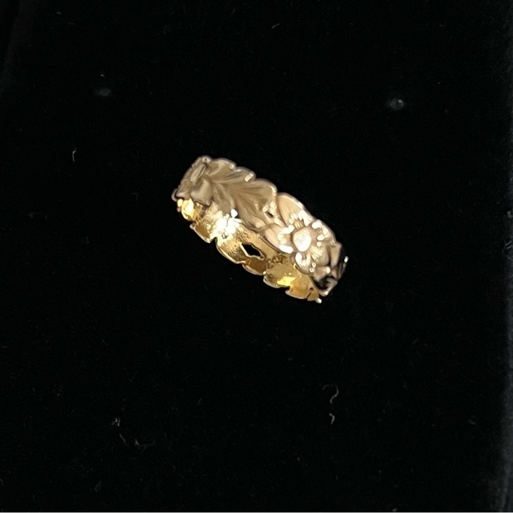 14 K Gold Hawaiian Carved Plumeria Pinkie Ring Size 2- Women's Jewelry - Picture 9 of 14